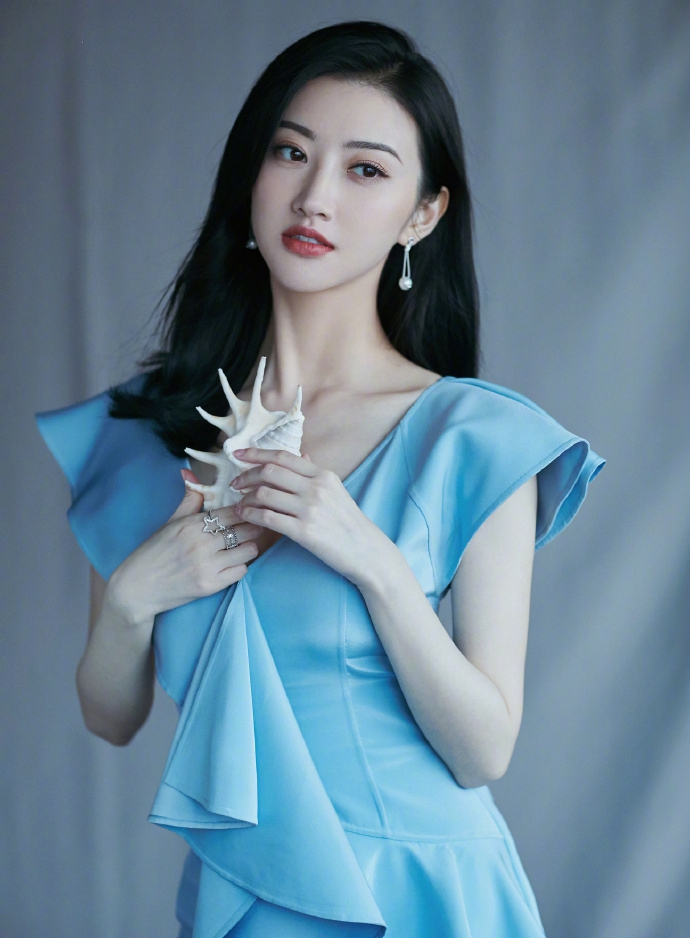 乐华演唱会超级尴尬!萌妹丁琪泽仁被开除,一博CP粉太多,肖恩肖