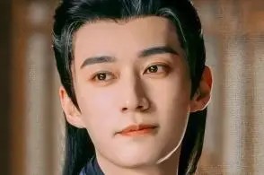杨幂带火“中式老钱风”穿搭,优雅高级美出圈!